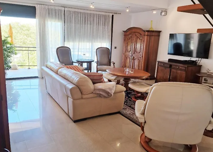 Citadel Holiday Apartments \